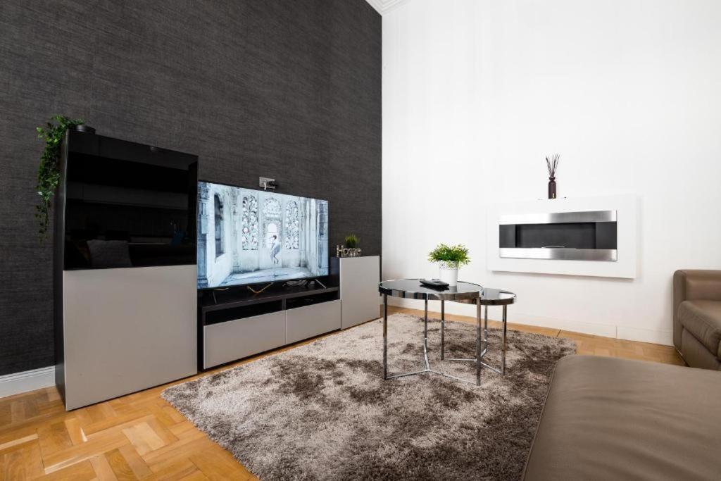 Deluxe Quentin Home Next To The Fashion Street Budapešť Exteriér fotografie